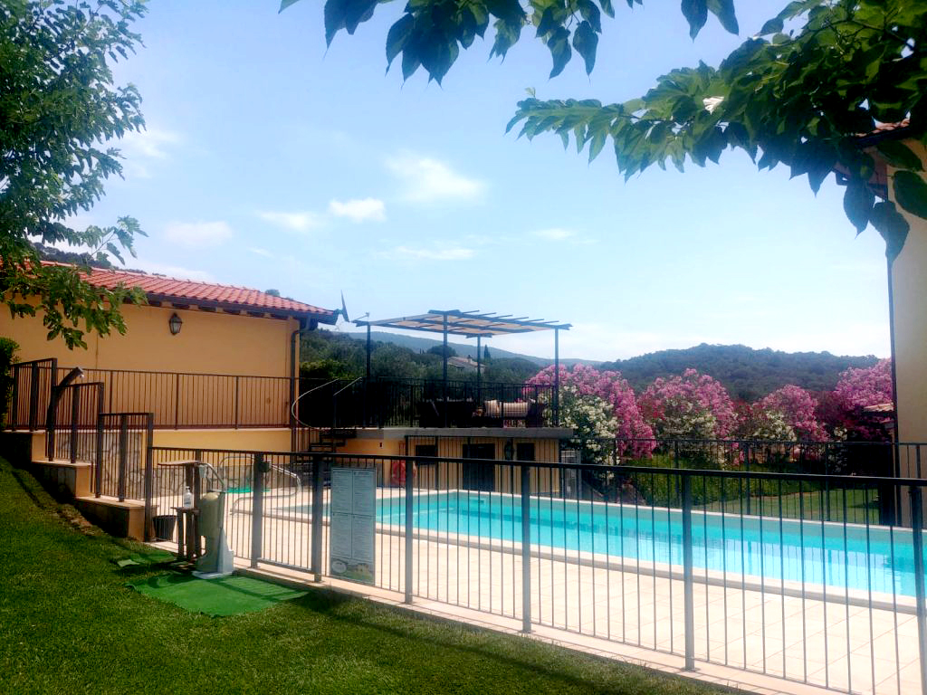 Castiglione-della-Pescaia-agriturismo-con-piscina-Il-Maestrale